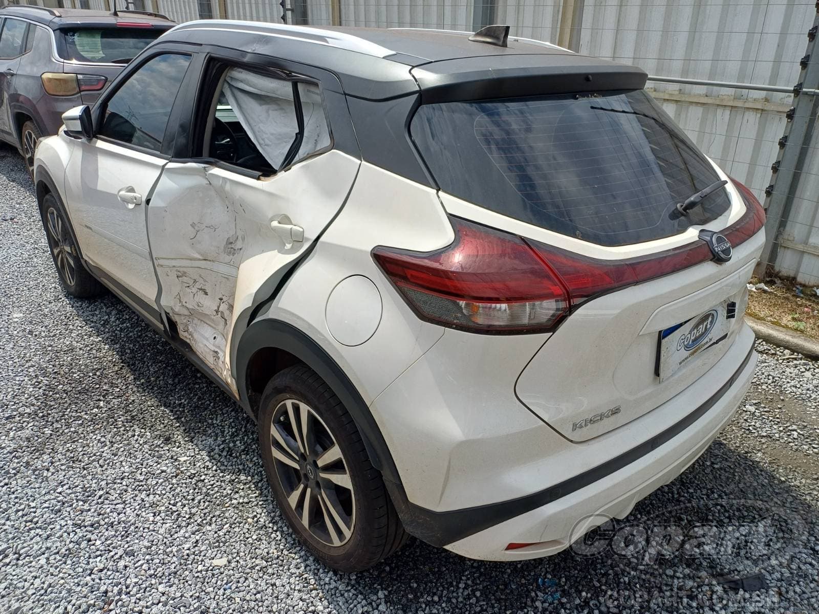 Nissan Kicks 2023 — foto 3