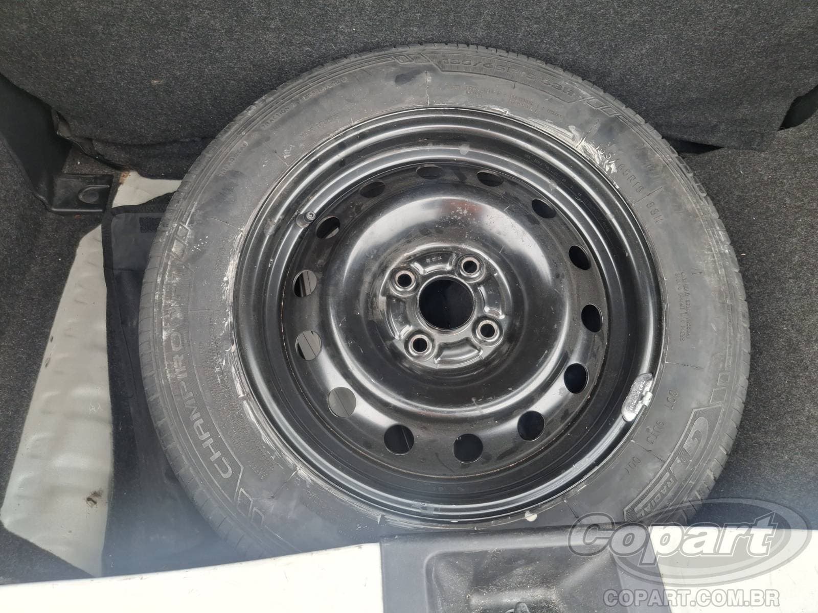 Nissan March 2016 — foto 10
