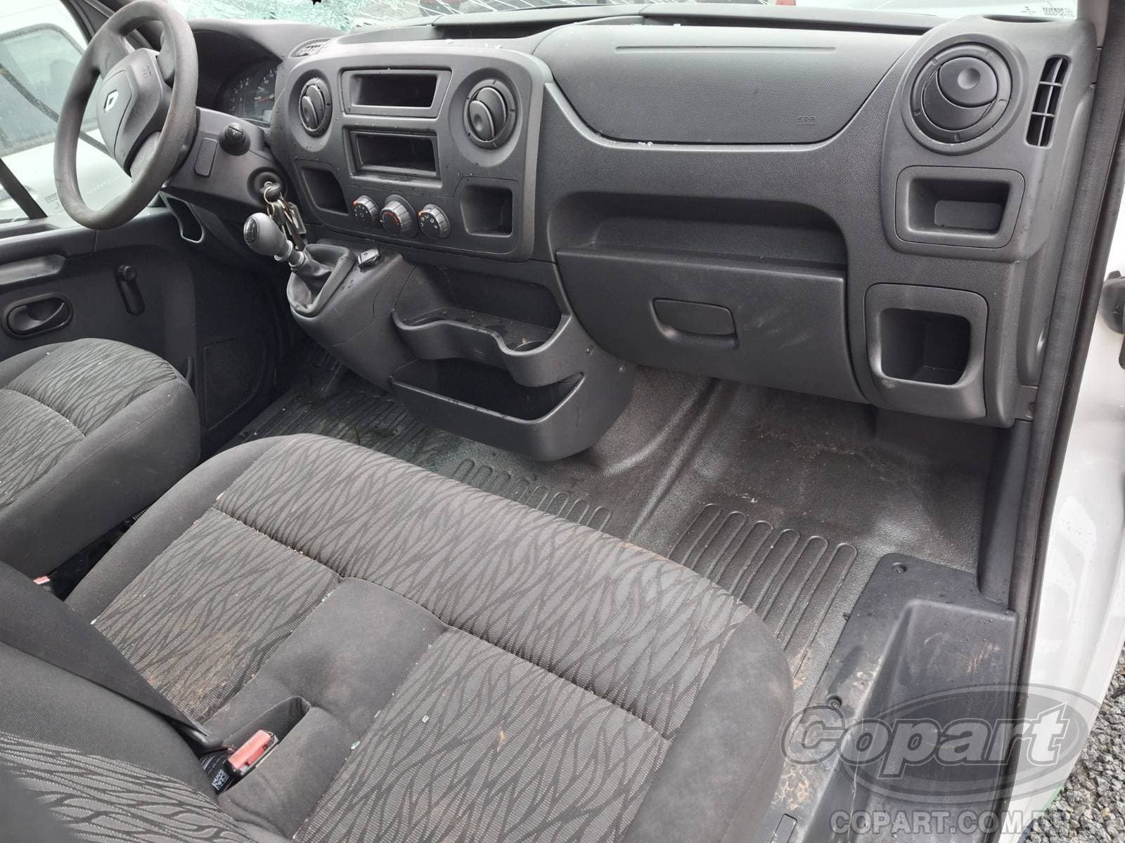 Renault Master Furgao 2020 — foto 9