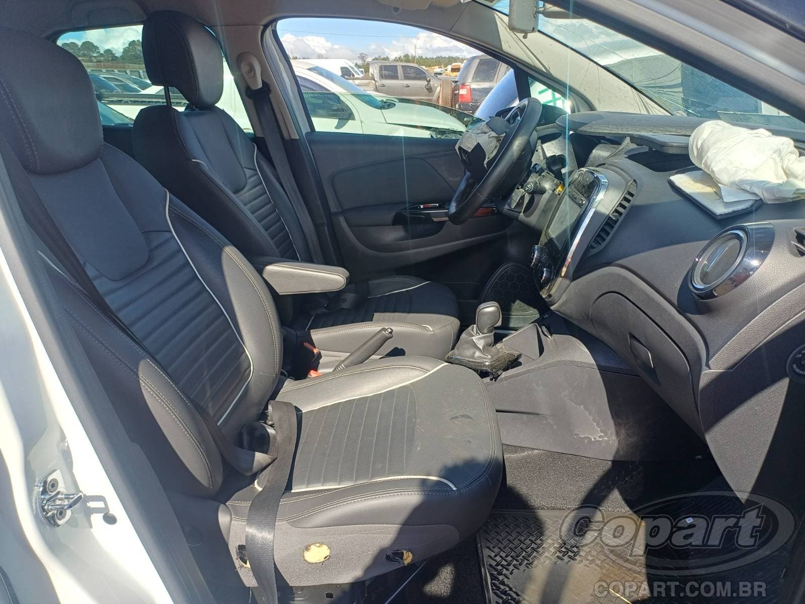 Renault Captur 2019 — foto 5