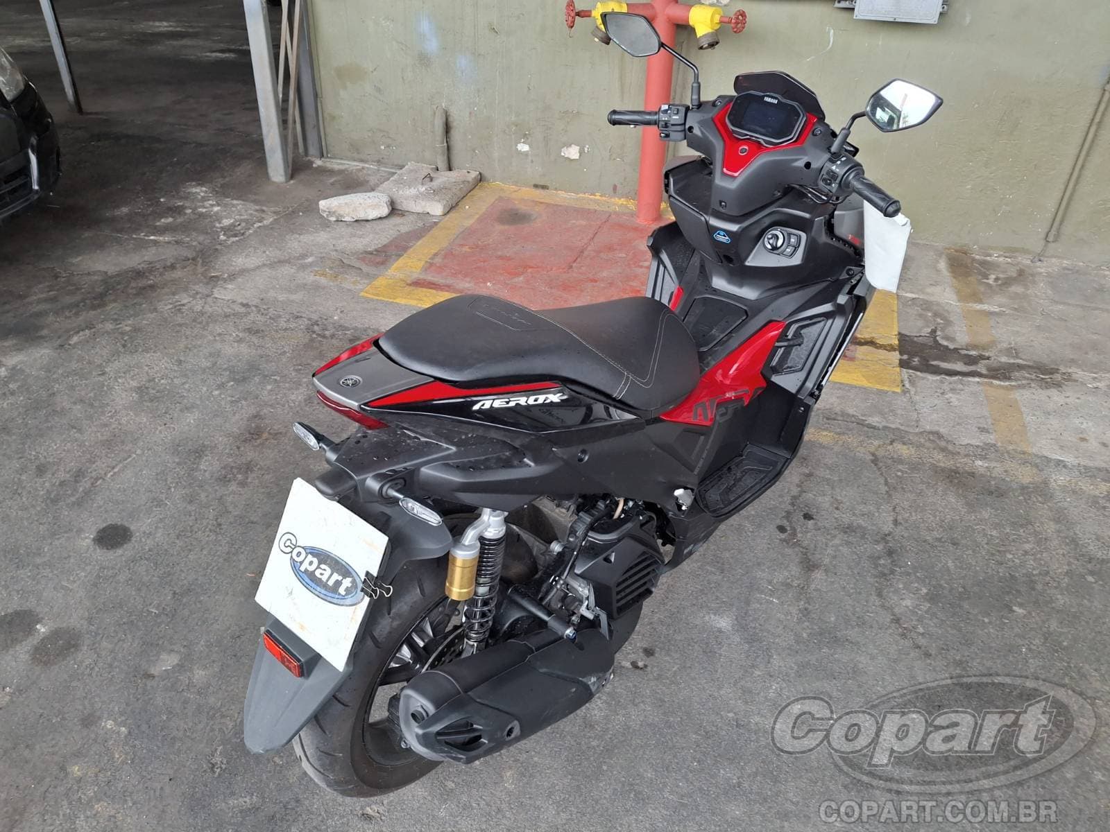 Yamaha Aerox 2026 — foto 4