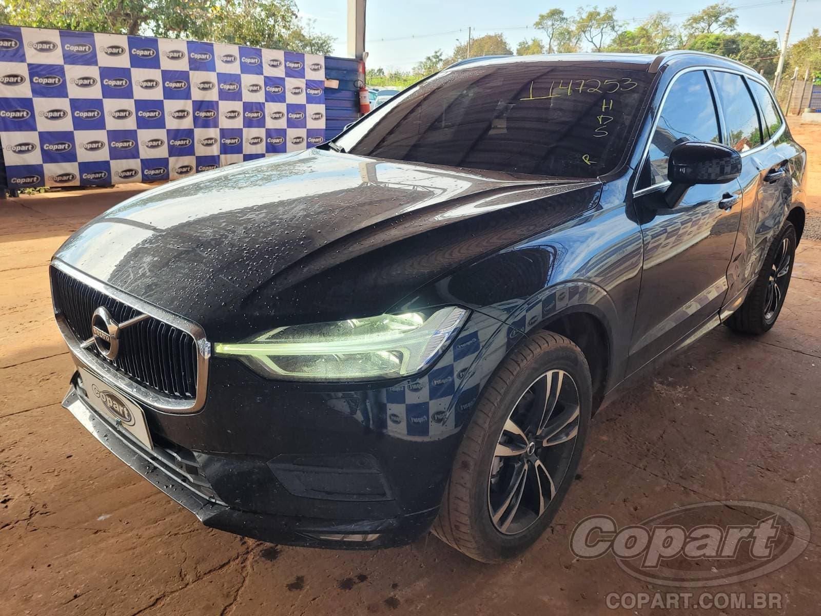 Volvo Xc60 2020 — foto 2