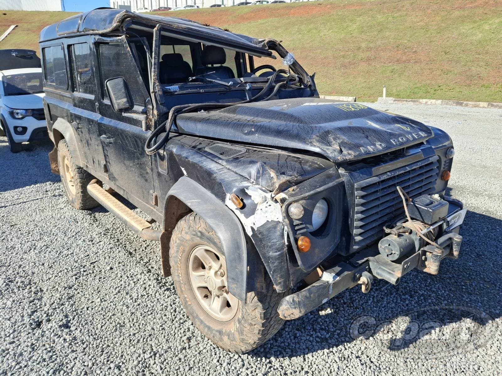 Land Rover Defender 2011 — foto 1