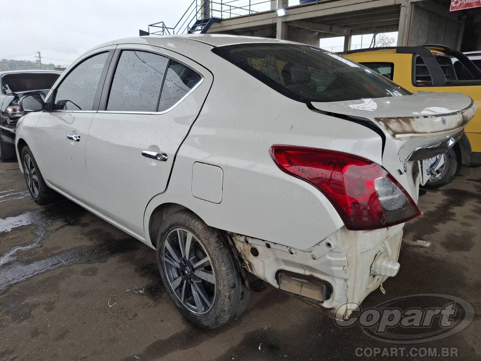 Nissan Versa 2019 — foto 3