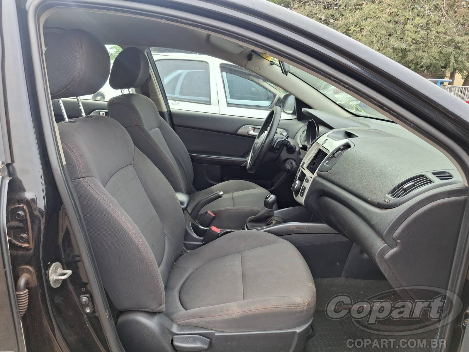 Kia Cerato 2012 — foto 5