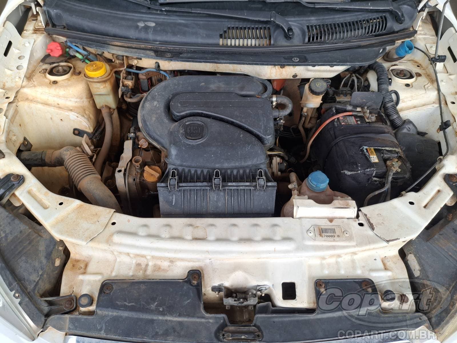 Fiat Grand Siena 2014 — foto 7
