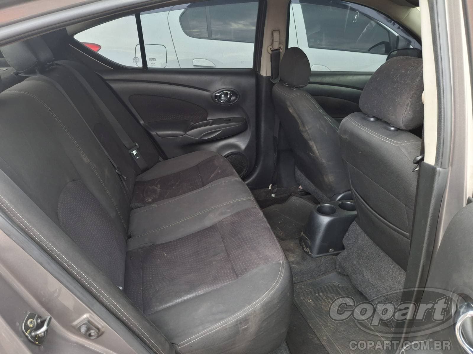 Nissan Versa 2018 — foto 6