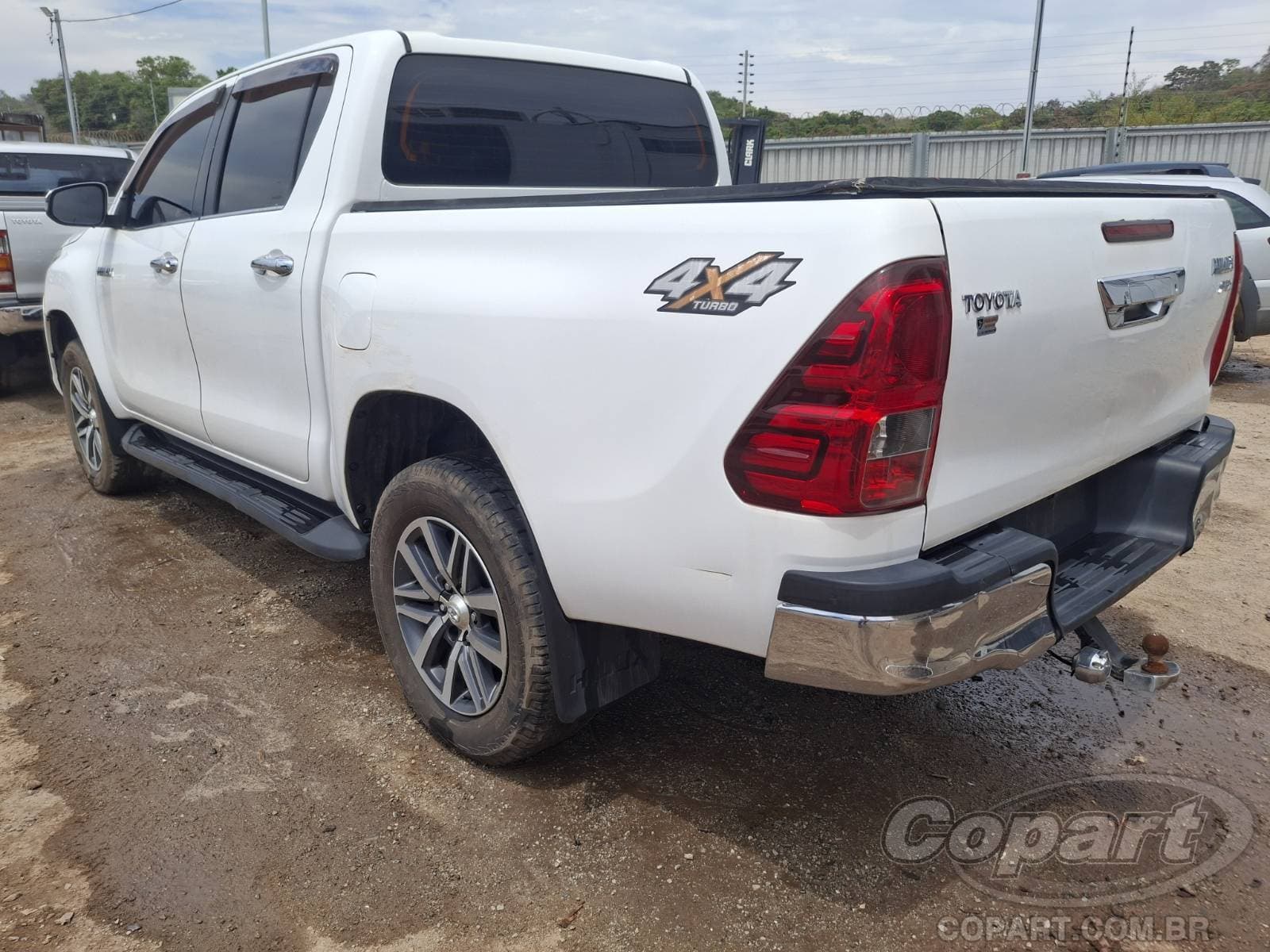 Toyota Hilux CD 2017 — foto 3