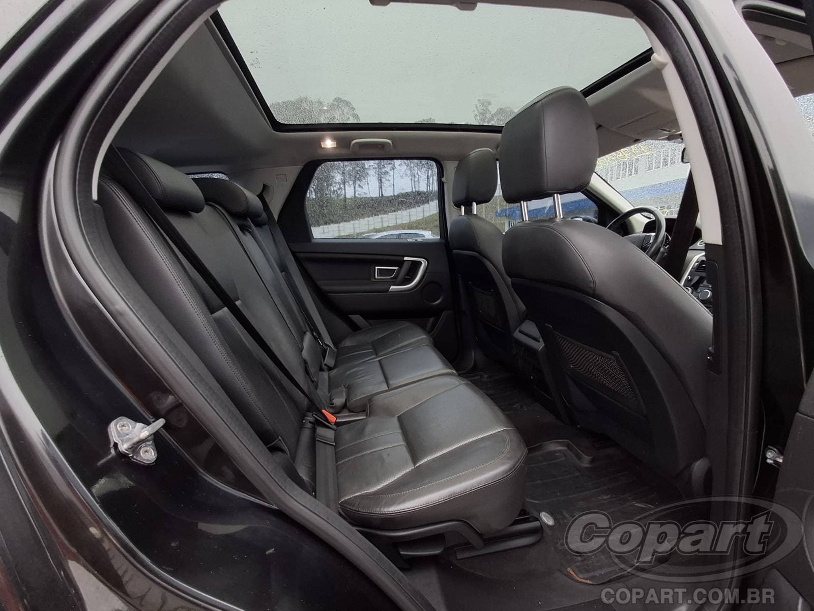 Land Rover Discovery Sport 2017 — foto 6