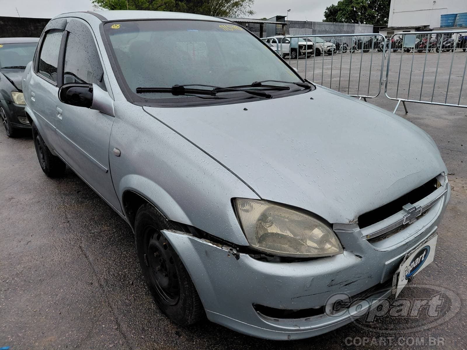 Chevrolet Classic 2011 — foto 1