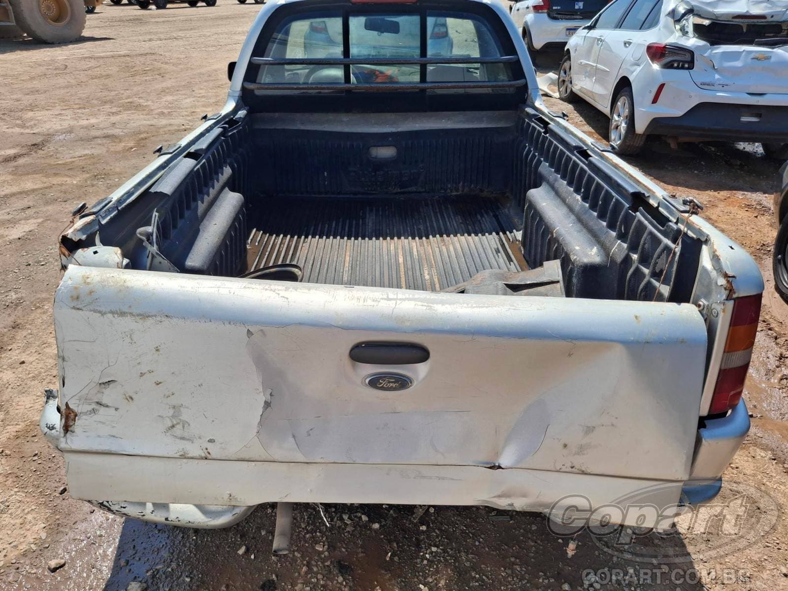 Ford Courier 2000 — foto 6