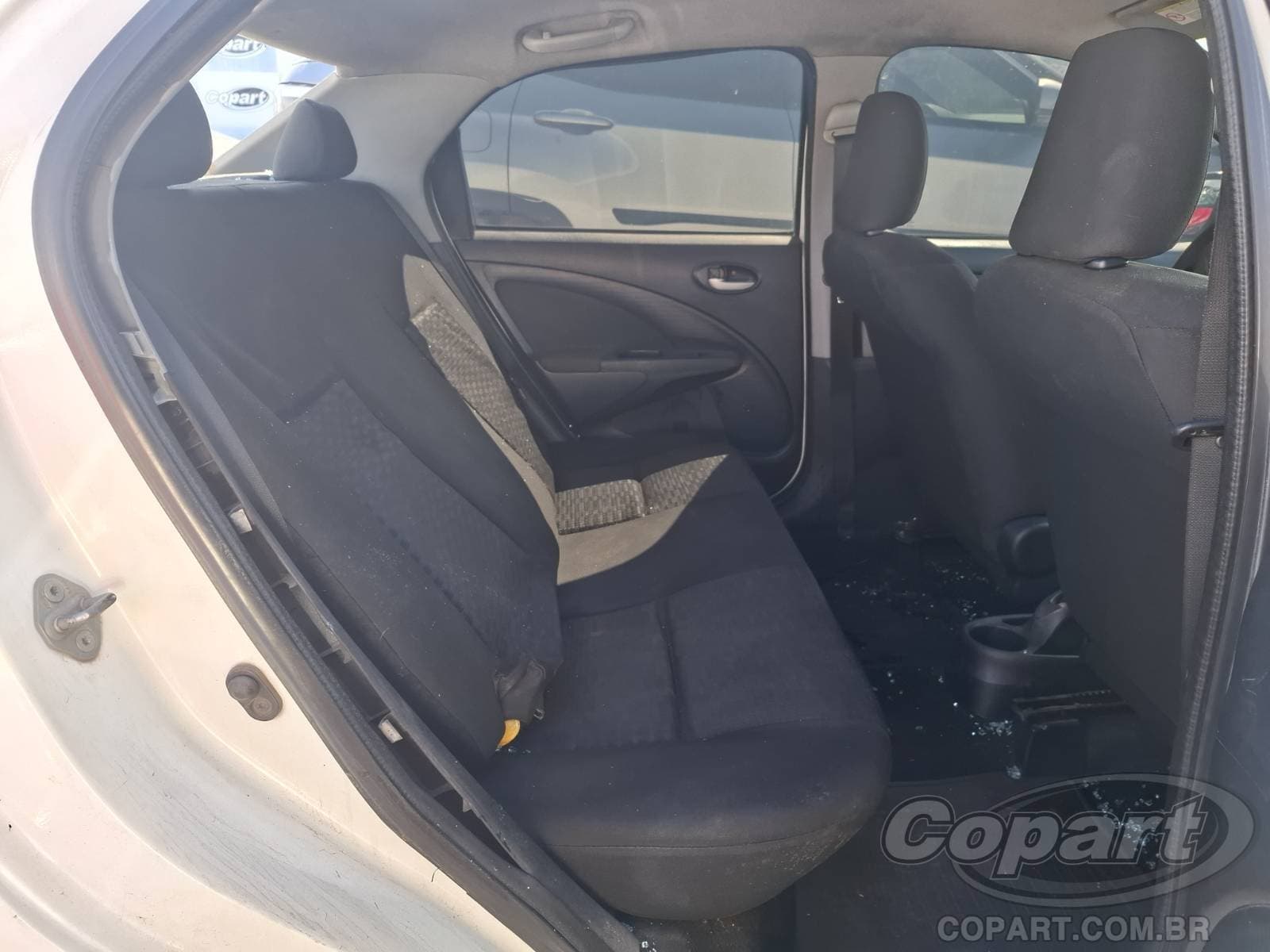 Toyota Etios Seda 2014 — foto 6