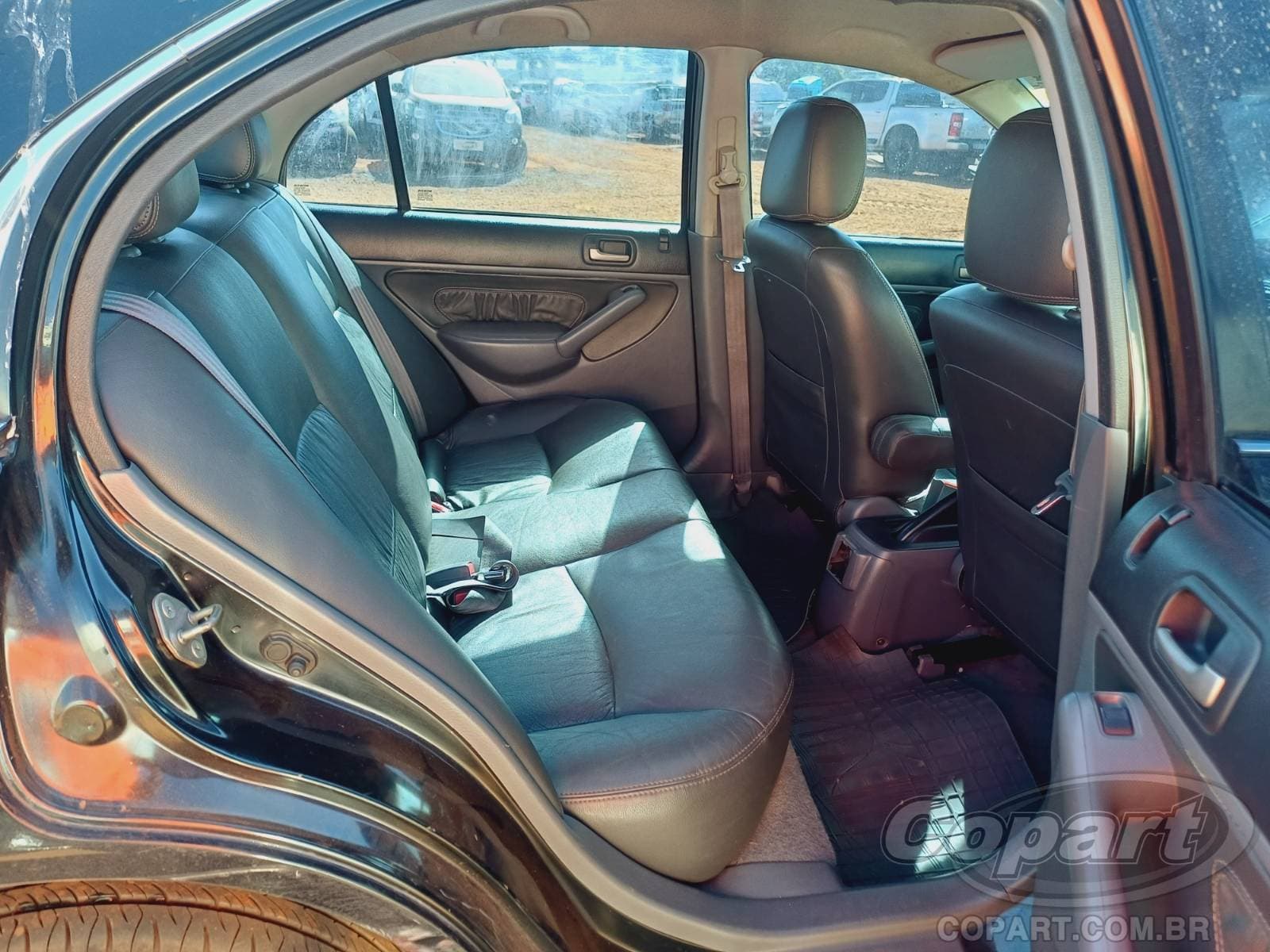 Honda Civic 2004 — foto 6