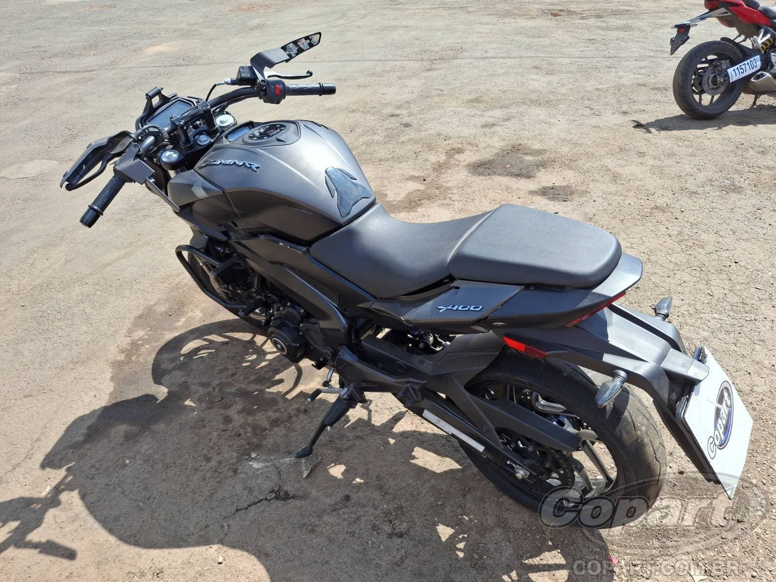 Bajaj Dominar 2025 — foto 3