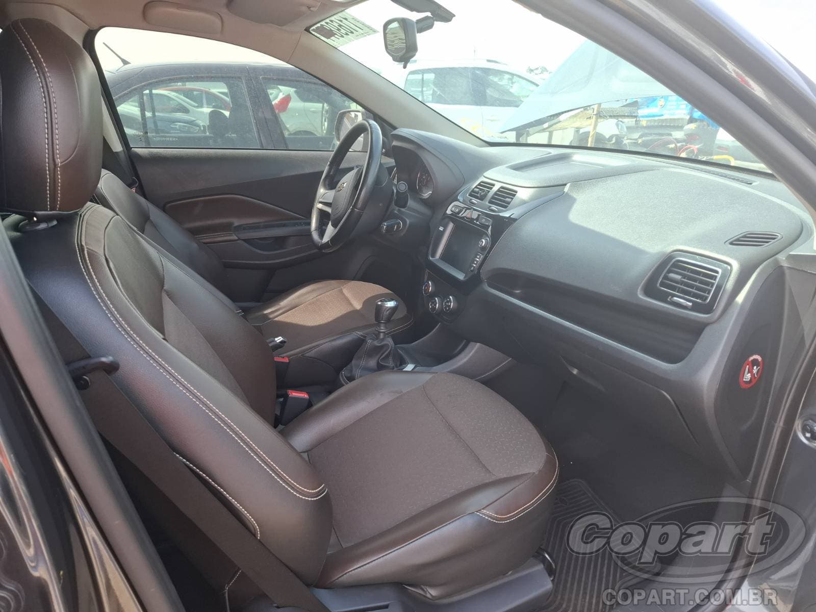 Chevrolet Cobalt 2017 — foto 5