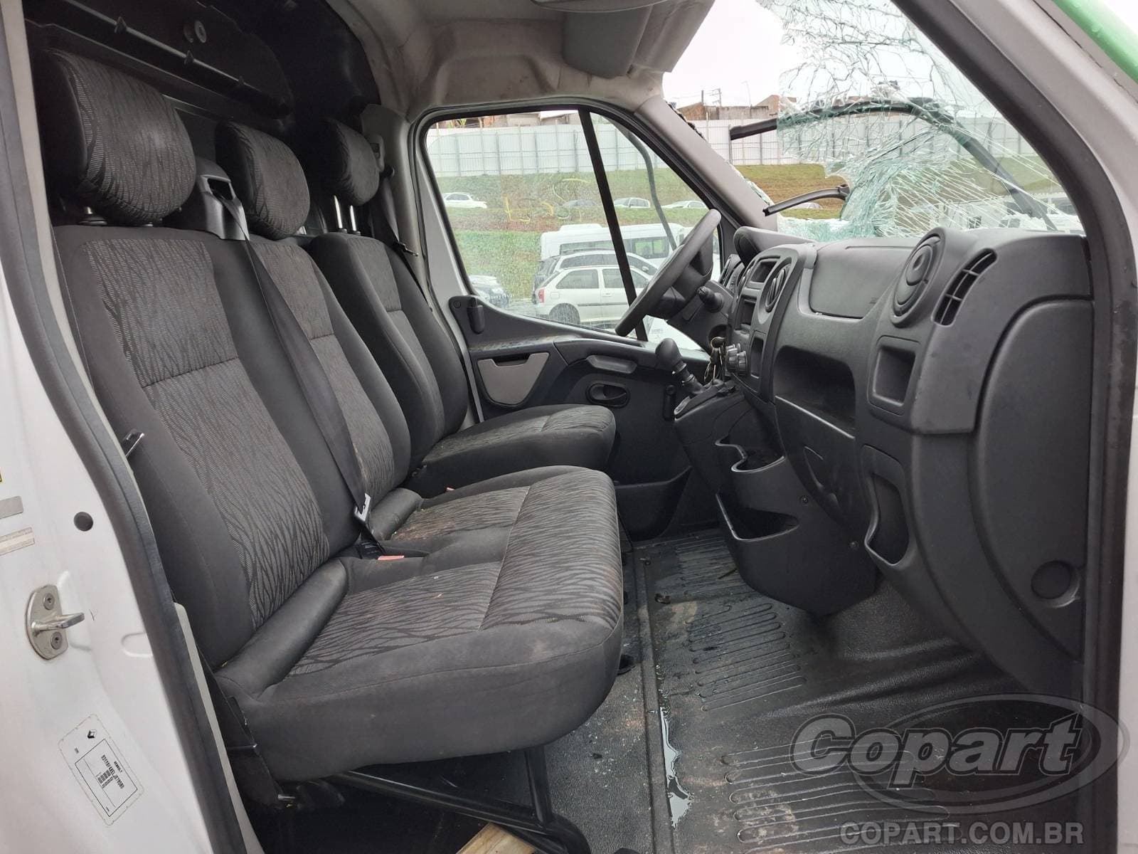 Renault Master Furgao 2020 — foto 5
