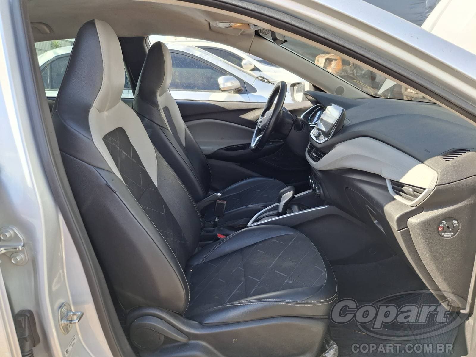 Chevrolet Onix Plus 2020 — foto 5