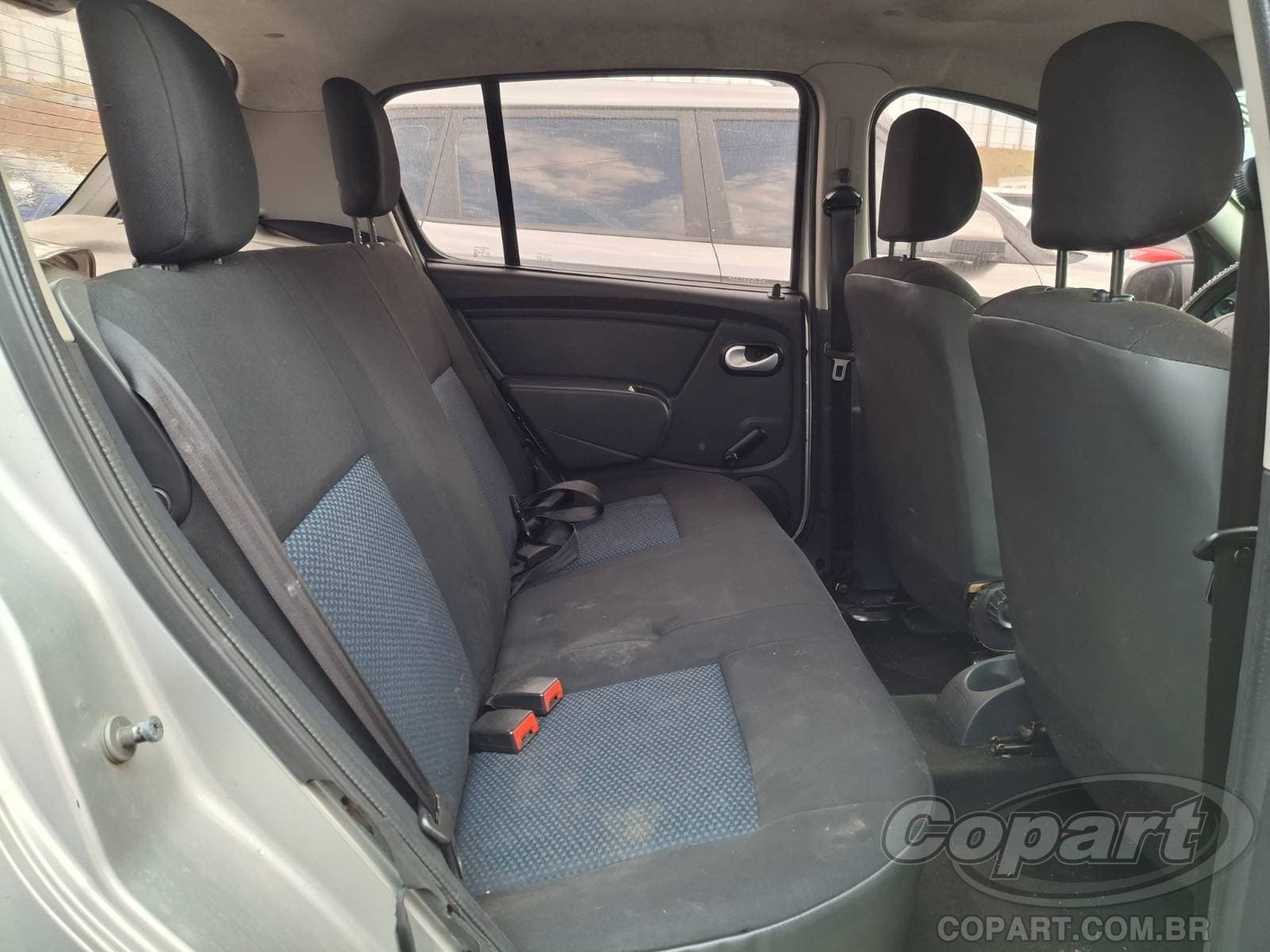 Renault Sandero 2011 — foto 6