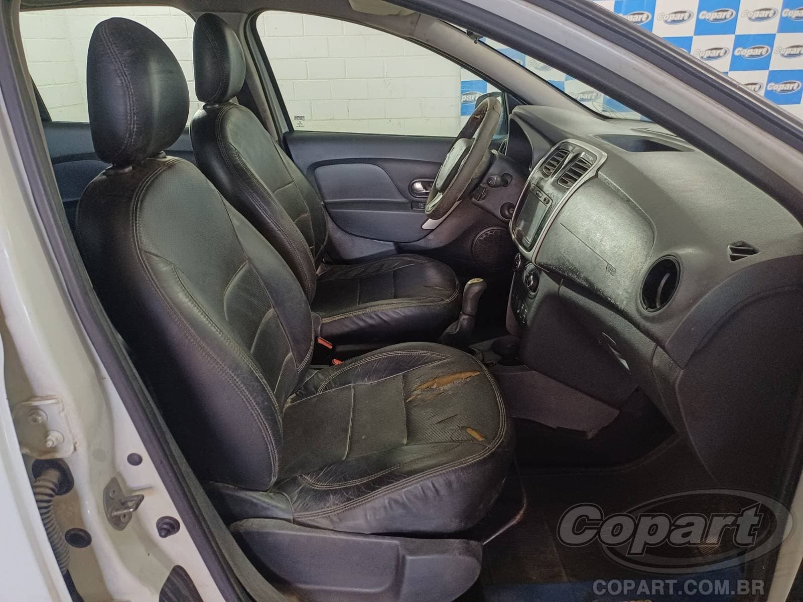 Renault Sandero 2015 — foto 5