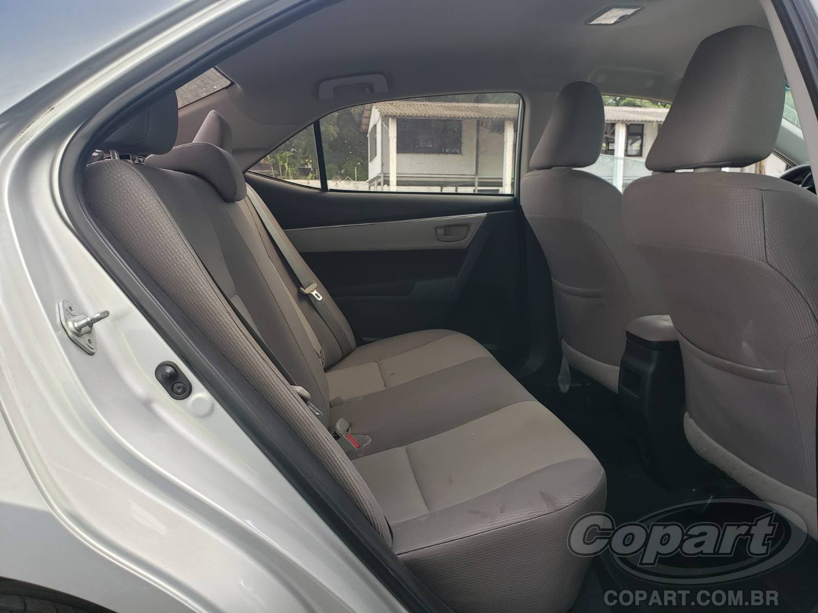 Toyota Corolla 2017 — foto 6