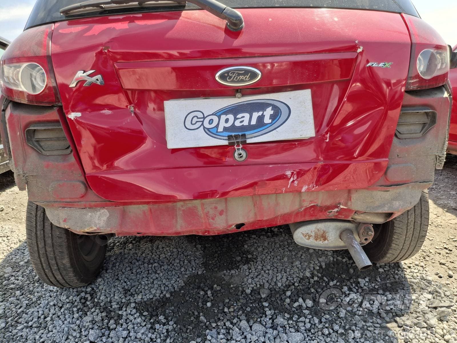 Ford KA 2009 — foto 15