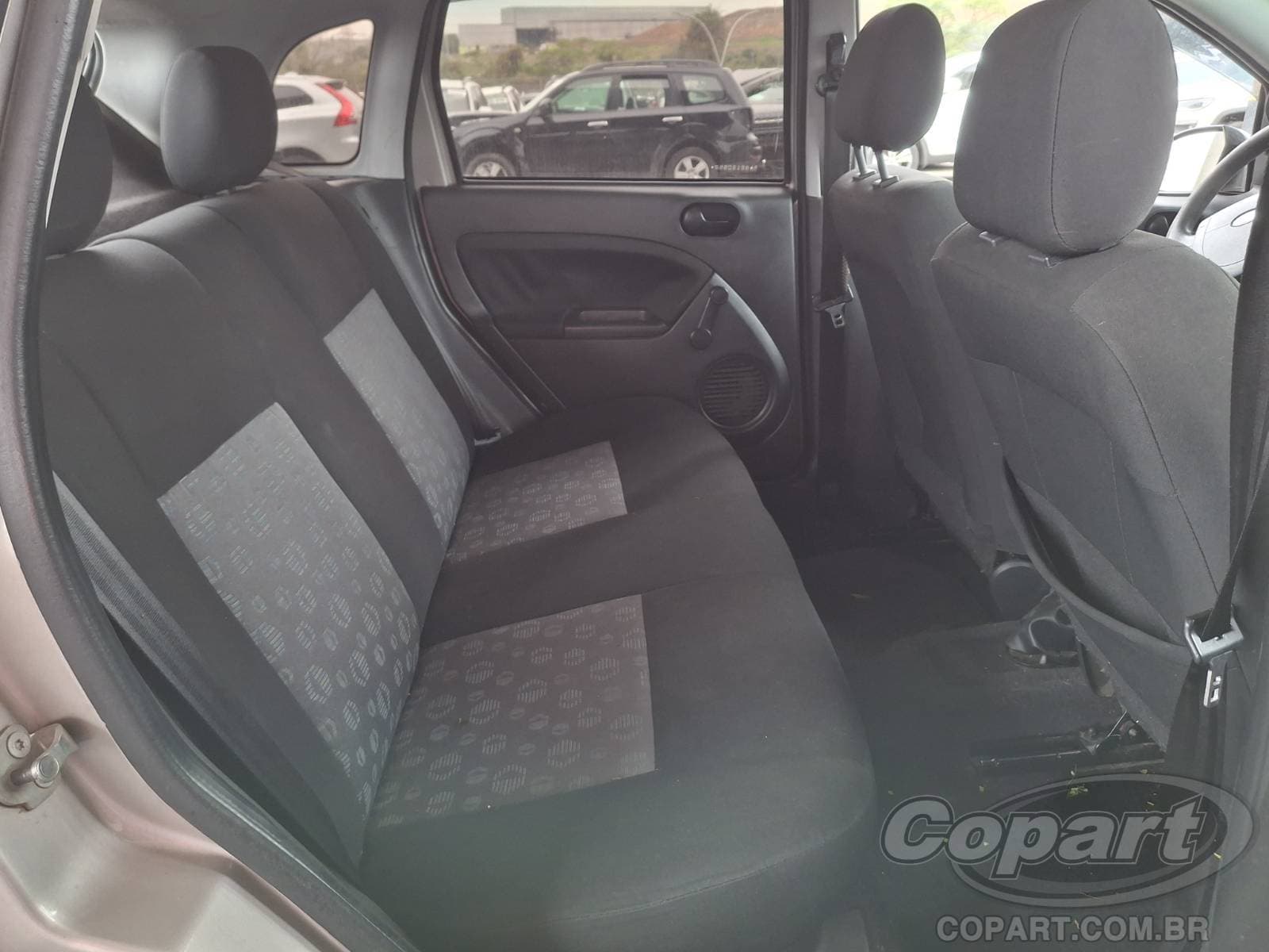 Ford Fiesta 2011 — foto 6