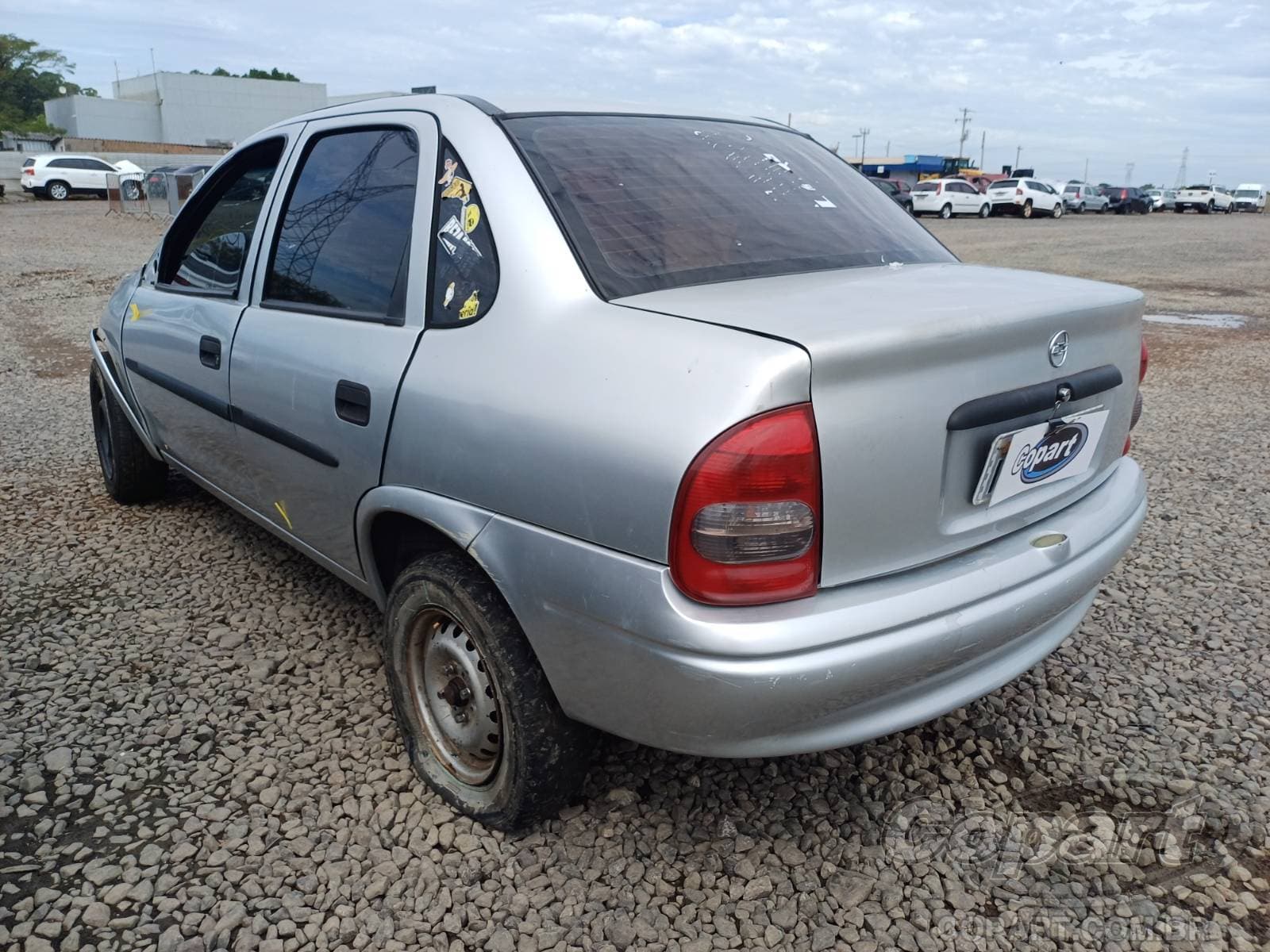Chevrolet Corsa Sedan 2003 — foto 3
