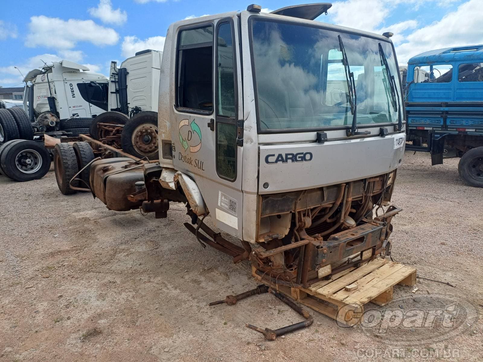 Ford Cargo 1517e 3.9 TURBO 2011
