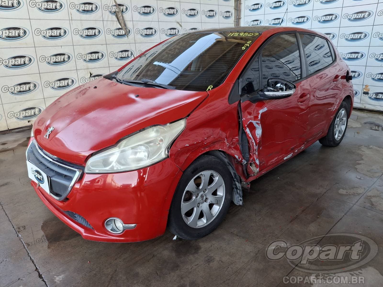 Peugeot 208 2014 — foto 2
