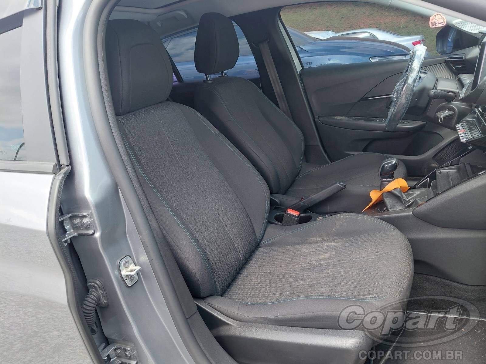 Peugeot 208 2023 — foto 5