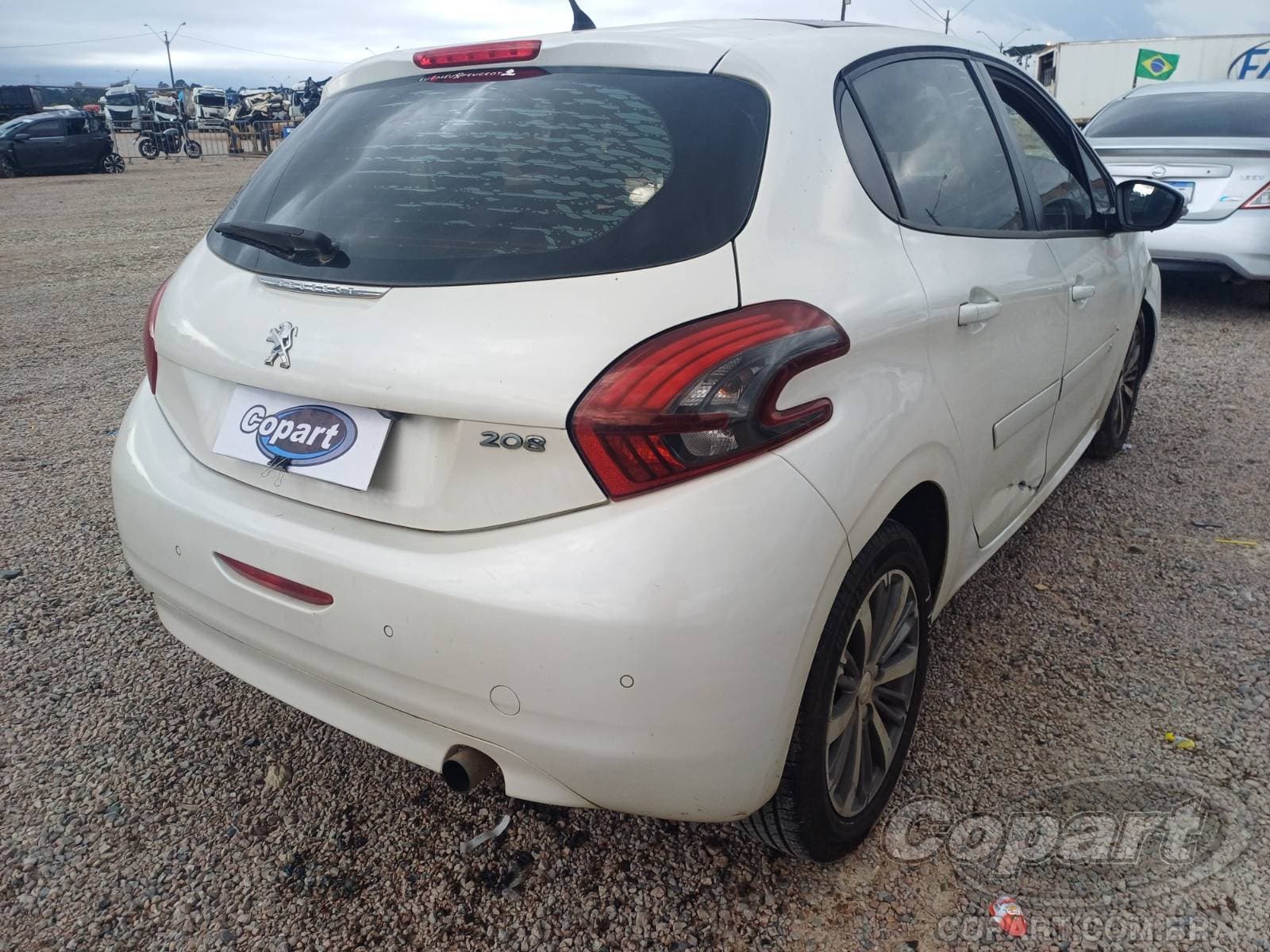 Peugeot 208 2020 — foto 4