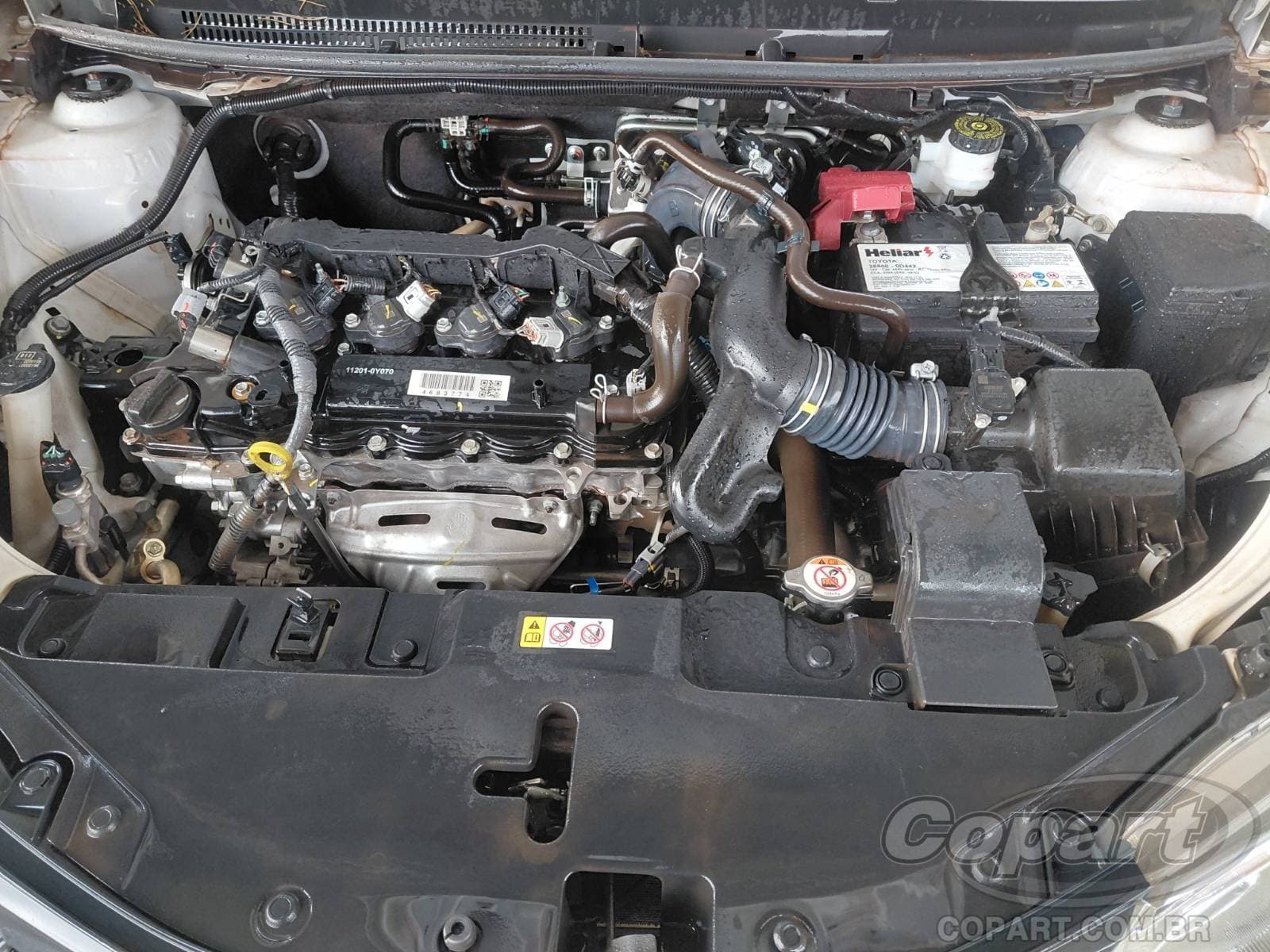 Toyota Yaris Seda 2023 — foto 7