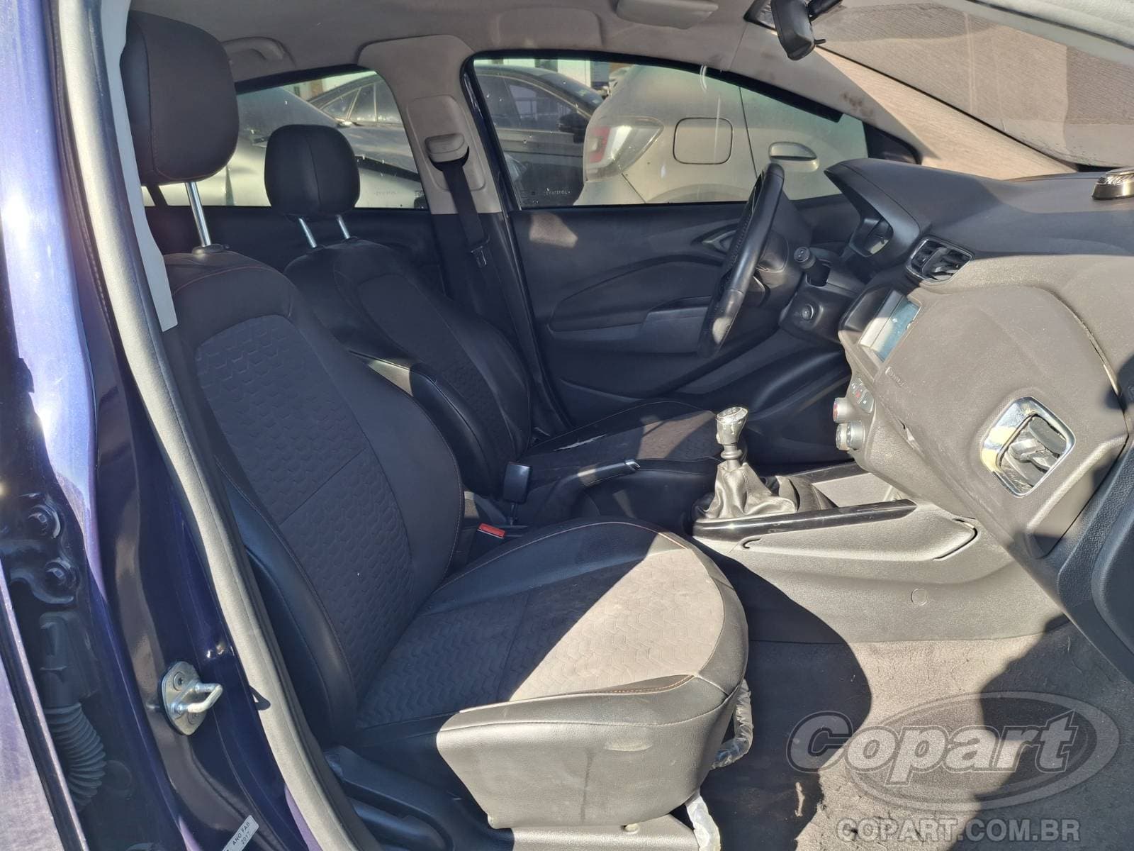 Chevrolet Onix 2018 — foto 5