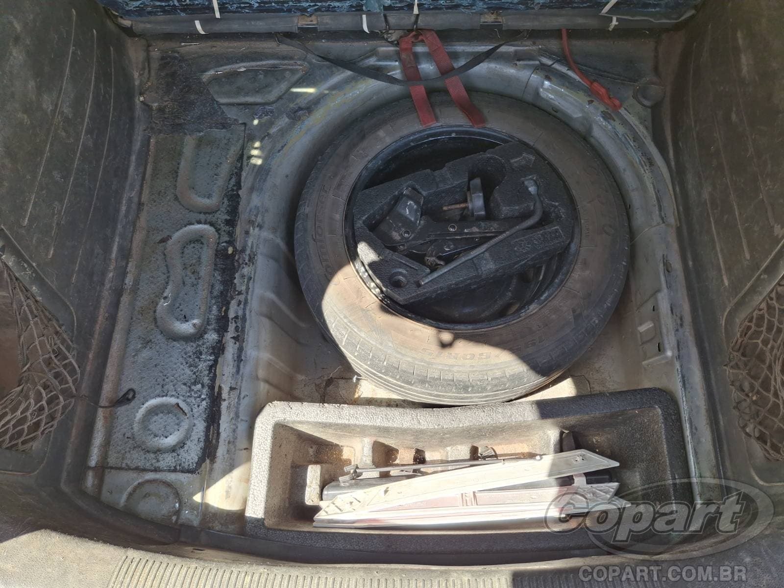 Volkswagen Spacefox 2012 — foto 10