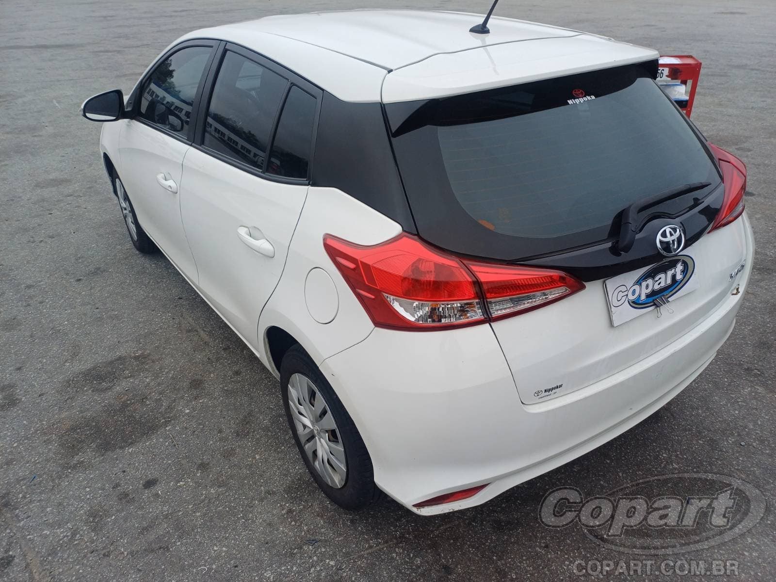 Toyota Yaris 2023 — foto 3