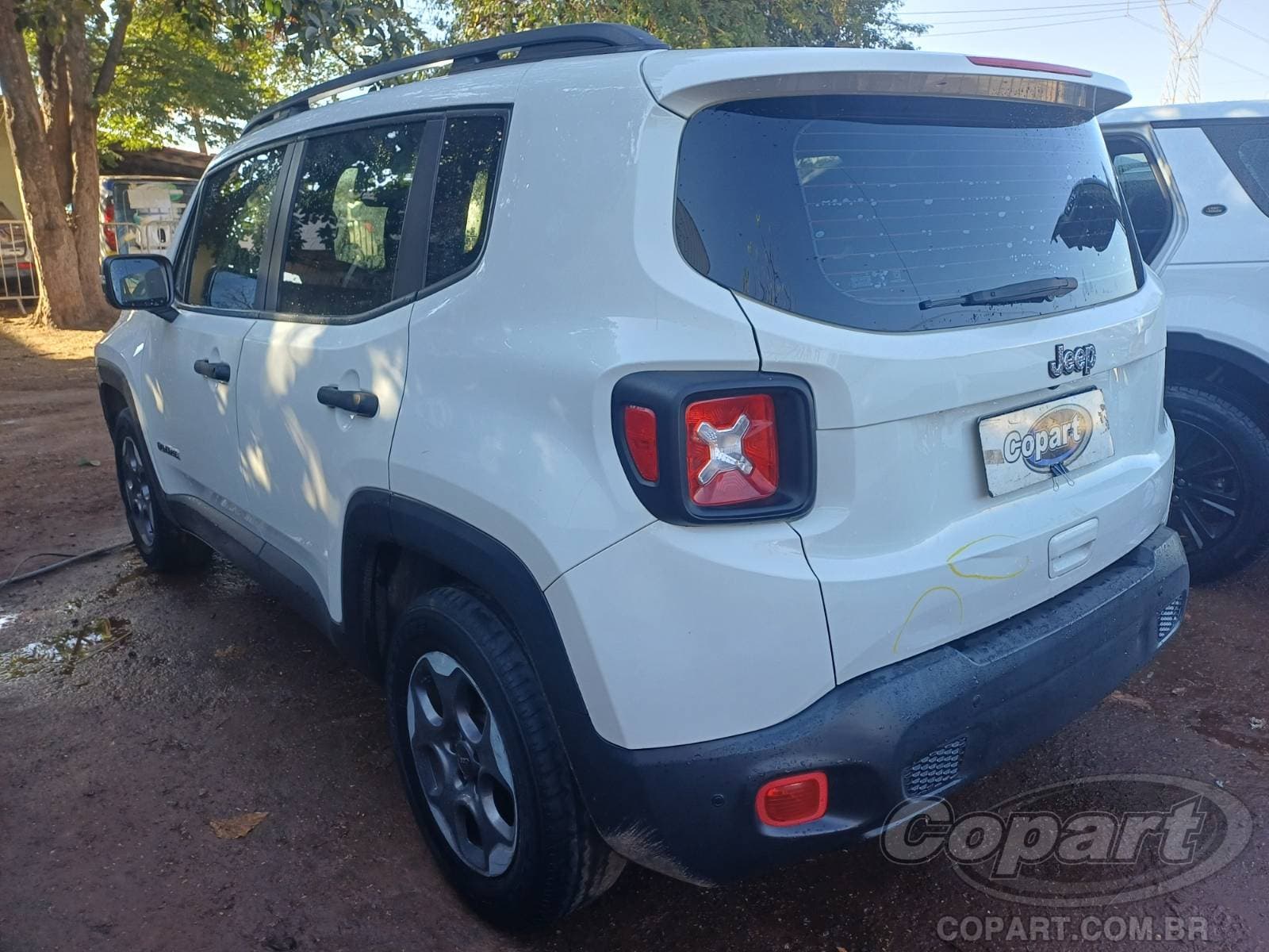 Jeep Renegade 2021 — foto 3