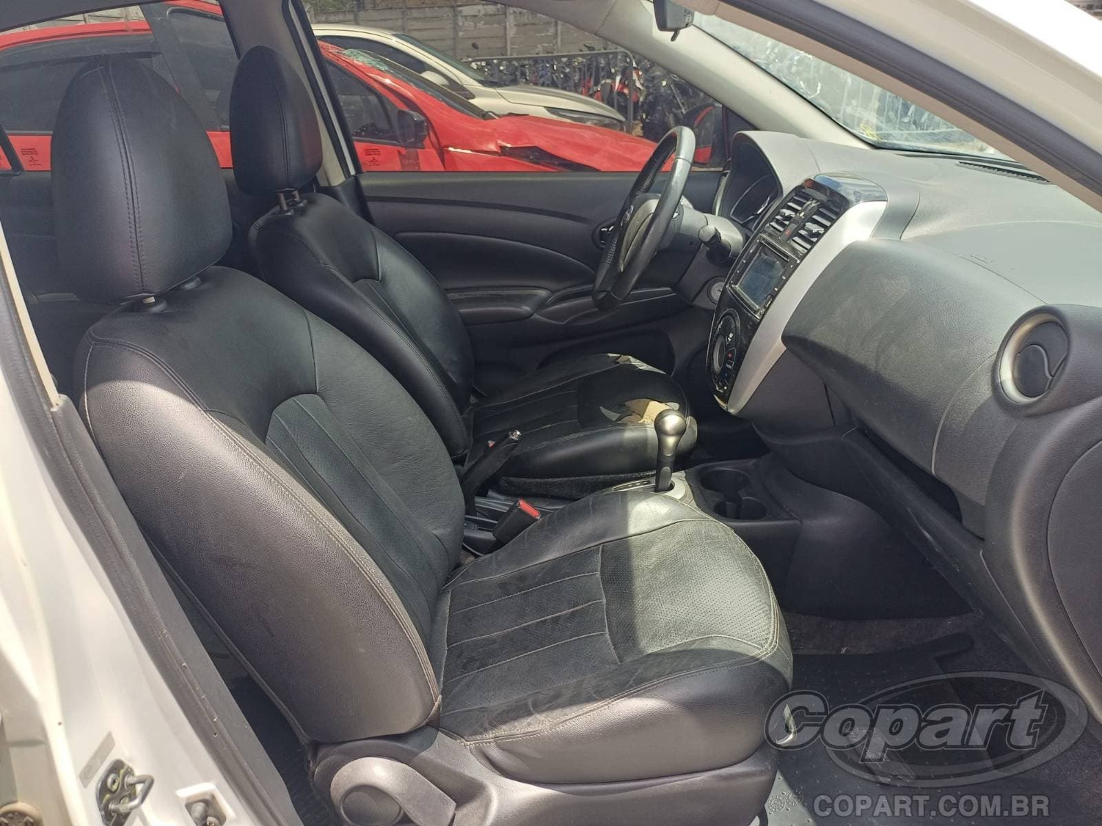 Nissan Versa 2018 — foto 5