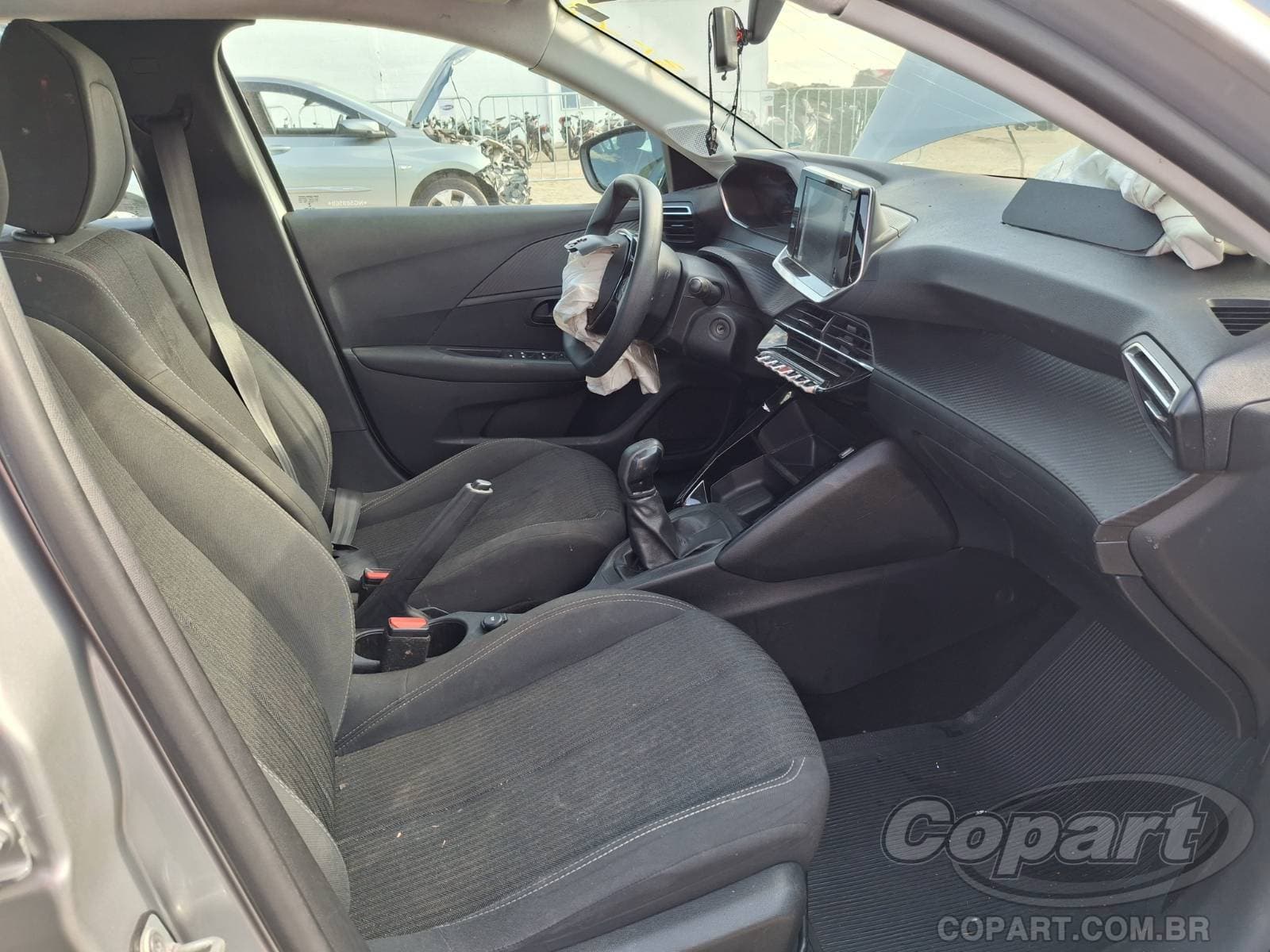 Peugeot 208 2022 — foto 5