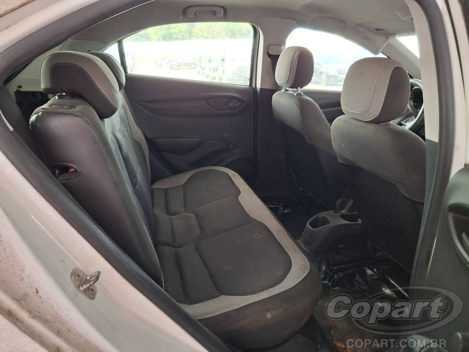 Chevrolet Onix 2016 — foto 6