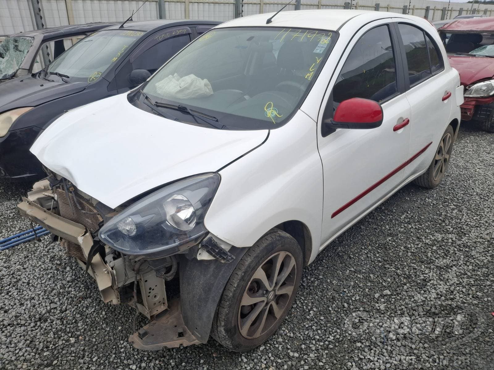 Nissan March 2016 — foto 2