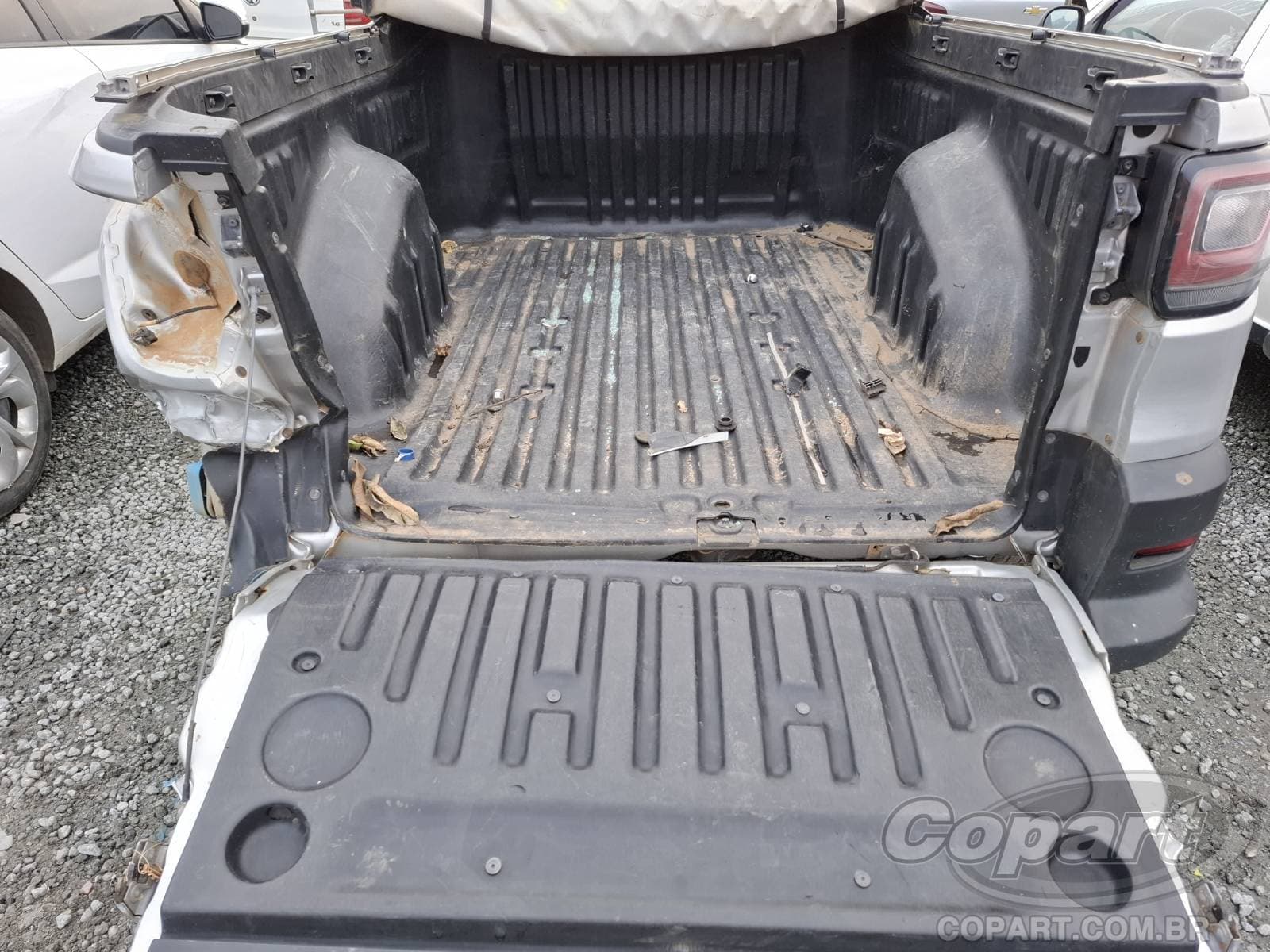Fiat Strada 2021 — foto 6