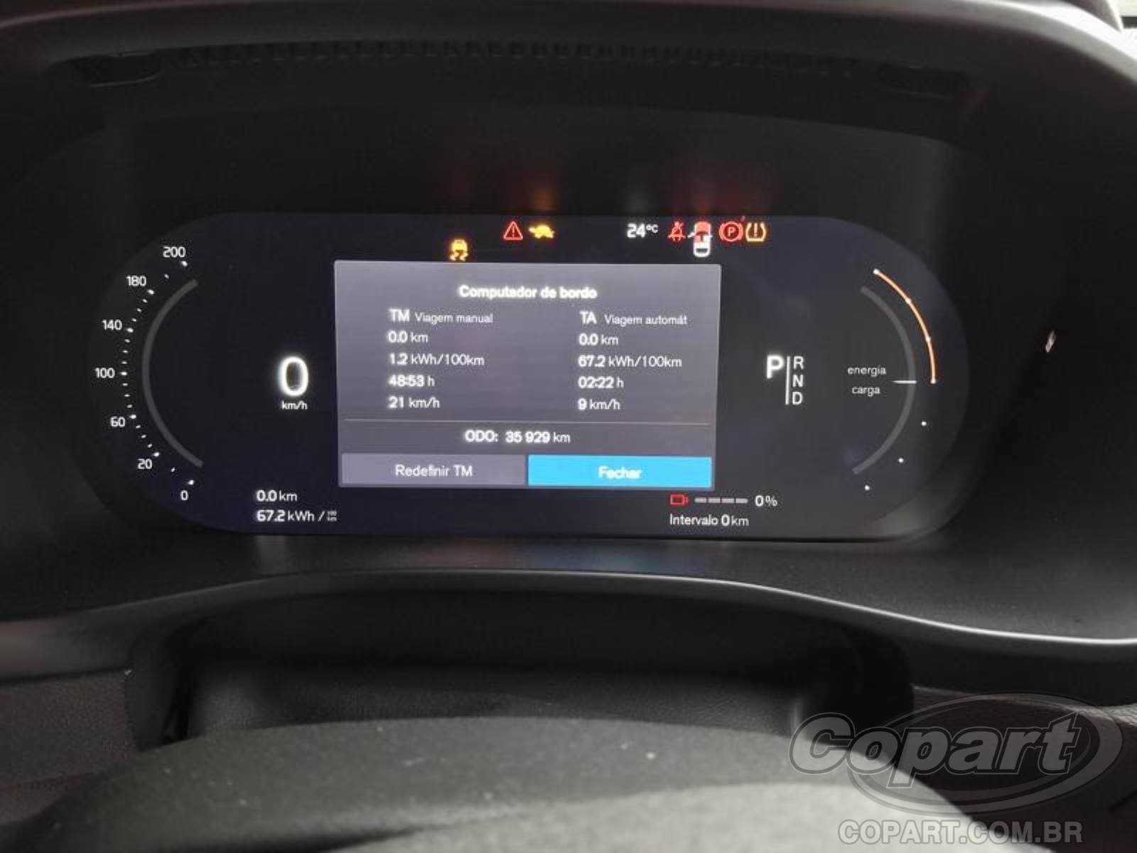 Volvo C40 2023 — foto 8