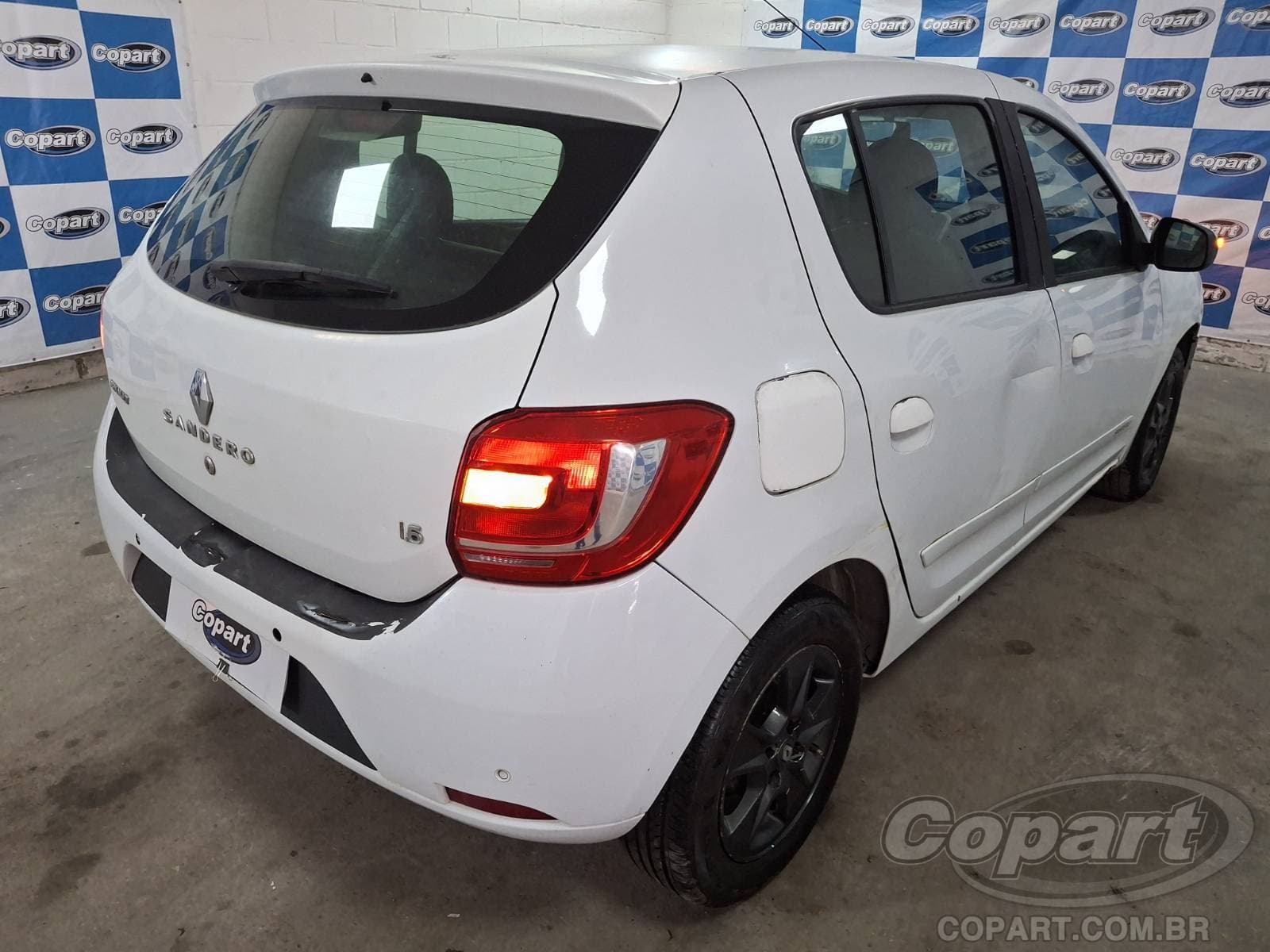 Renault Sandero 2015 — foto 4