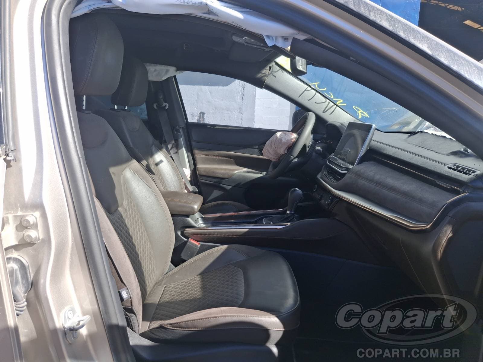 Jeep Commander 2023 — foto 5