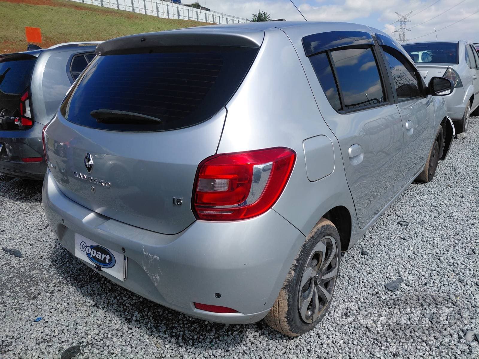 Renault Sandero 2015 — foto 4
