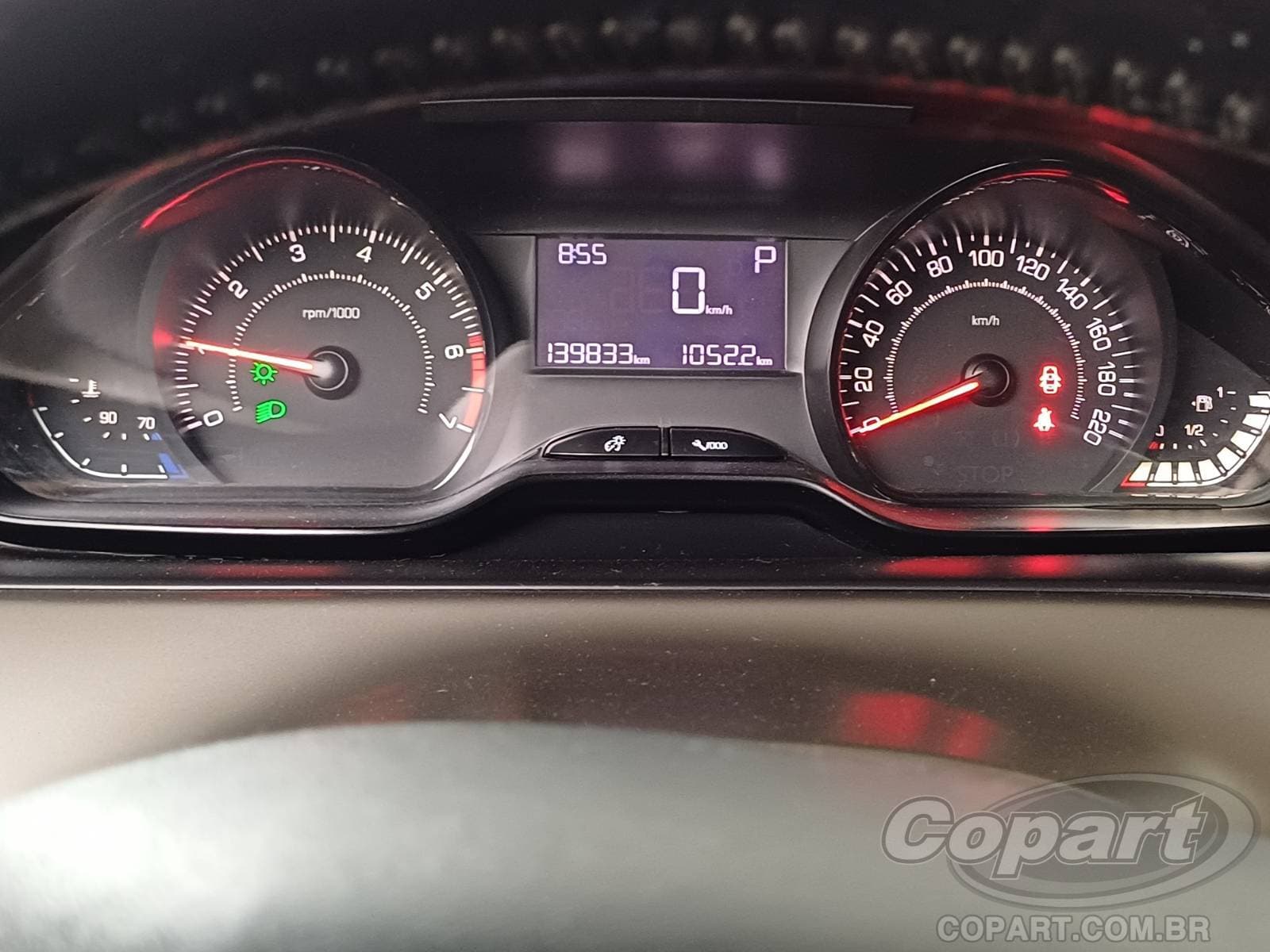 Peugeot 2008 2017 — foto 8