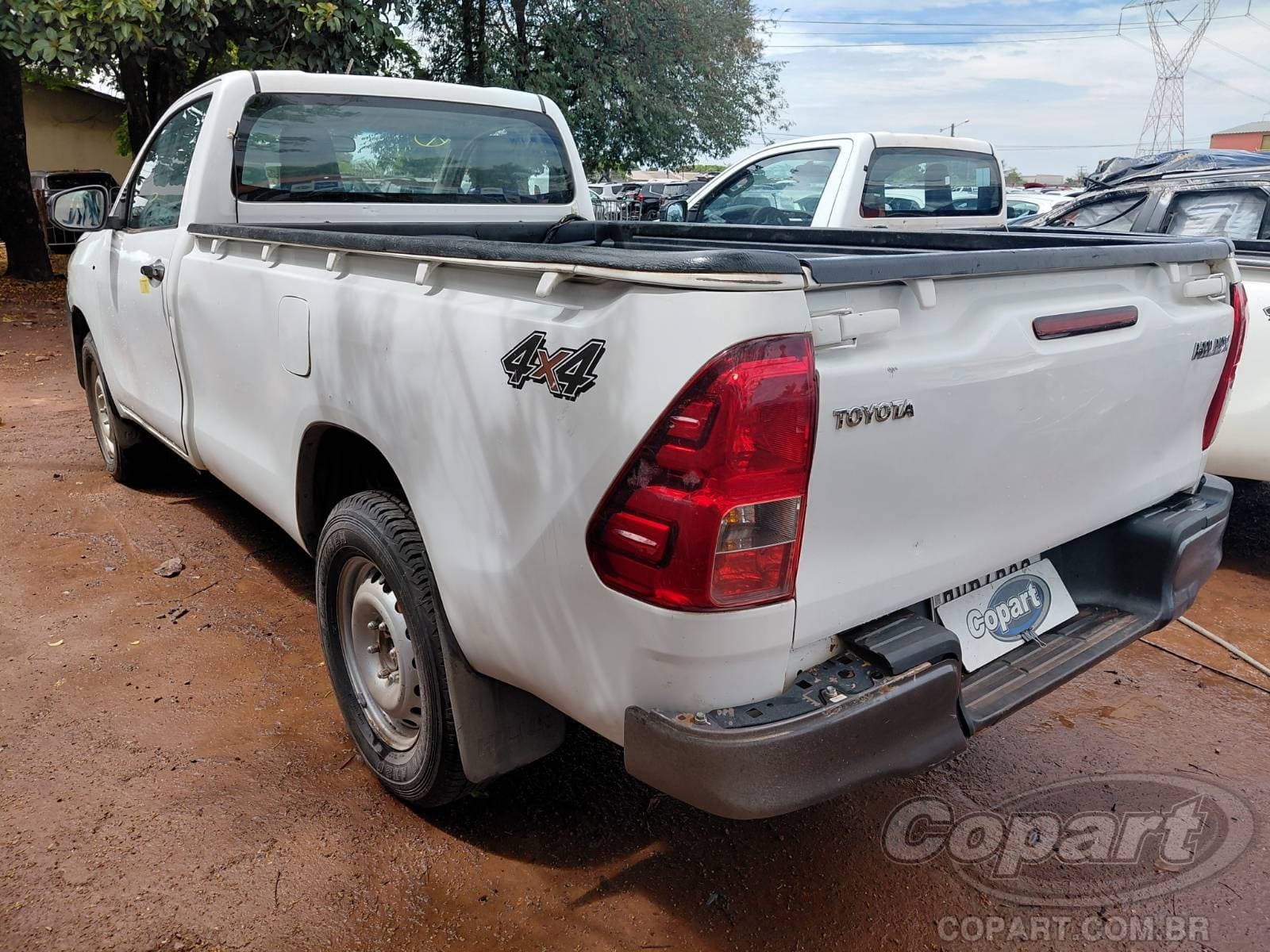 Toyota Hilux CS 2023 — foto 3