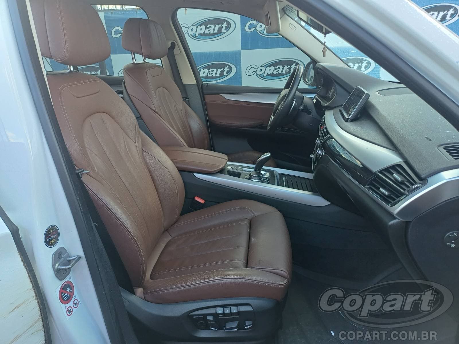 BMW X5 2018 — foto 5