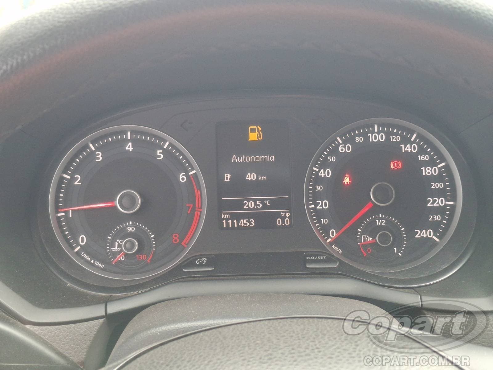 Volkswagen Voyage 2017 — foto 8