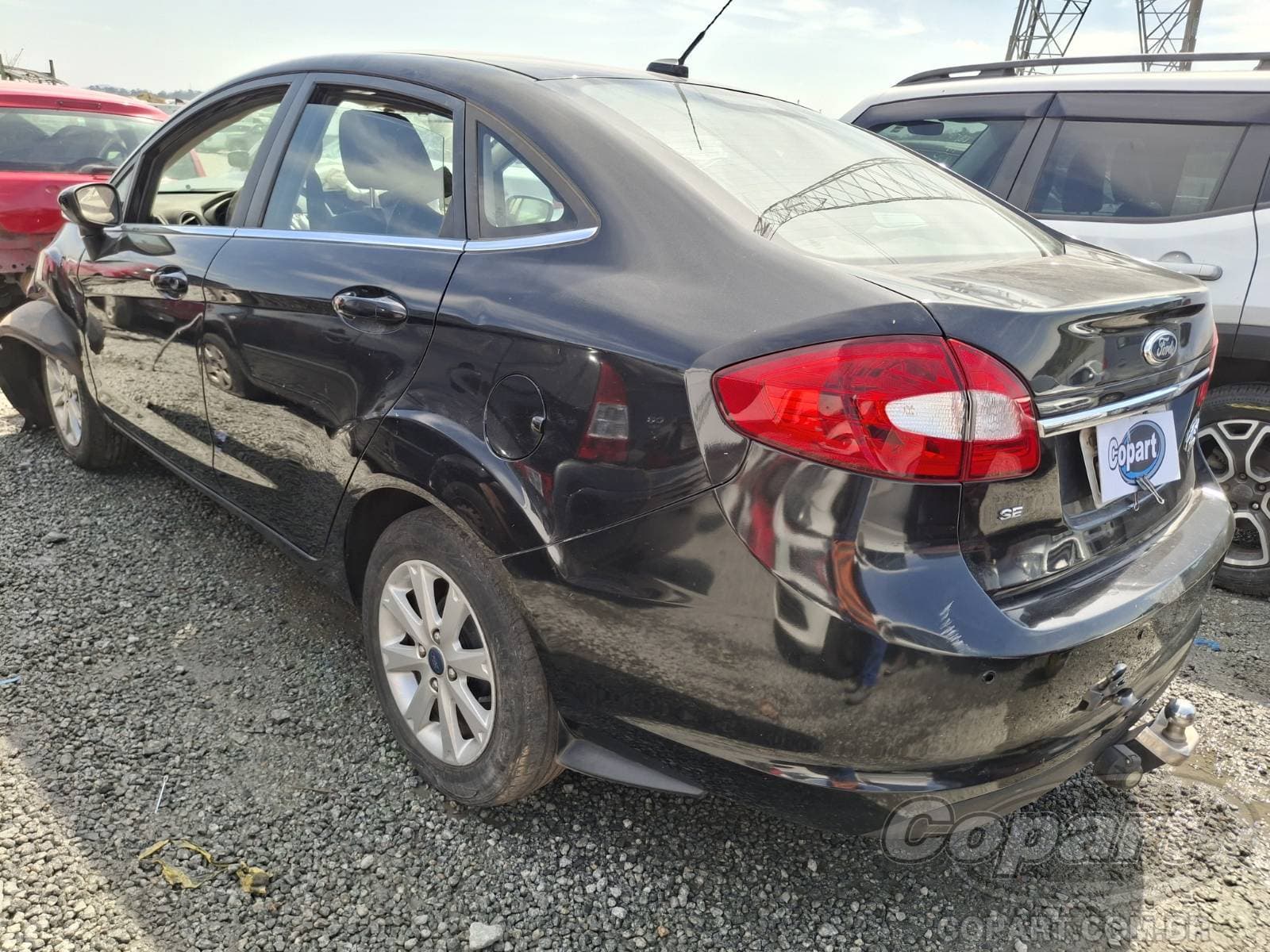 Ford Fiesta Sedan 2012 — foto 3
